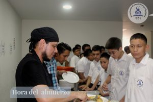 Compartiendo hora de almuerzo